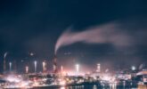 city-industry-long-exposure-pollution-smoke-condensation-industrial-natural-gas-top-view-refinery_t20_dx3wnj